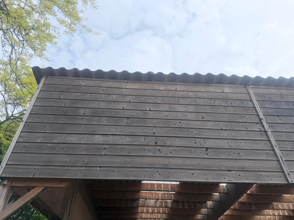 Overkapping met golfplaten dak - Foto 2