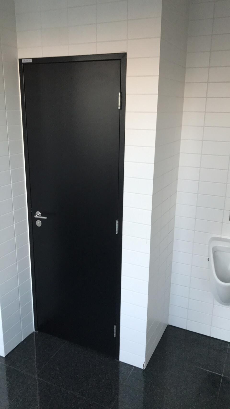Plaatstalen HPL deuren en kozijnen - Foto 2