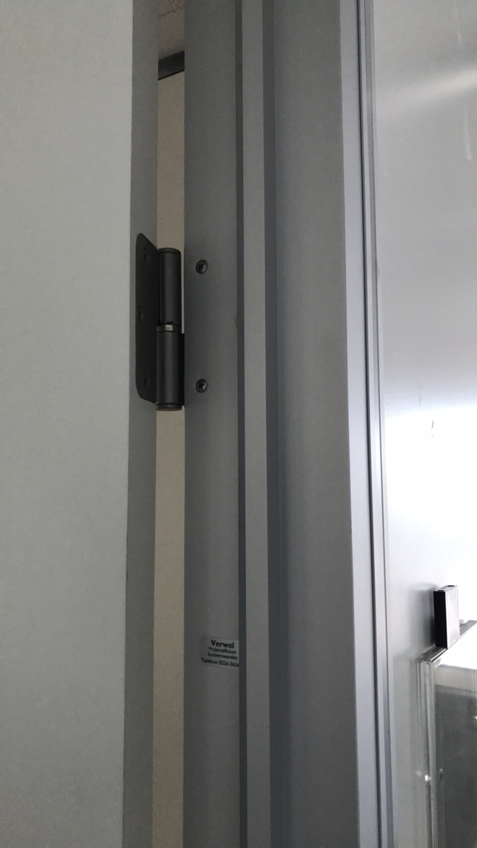 Plaatstalen HPL deuren en kozijnen - Foto 8
