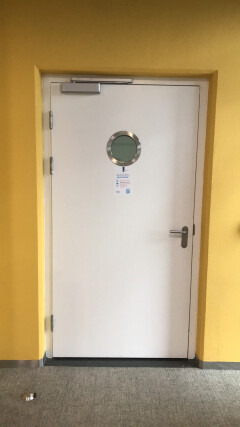 Plaatstalen HPL deuren en kozijnen - Foto 12