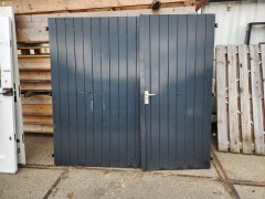 Hardhouten schuurdeuren, garagedeuren - Foto 1