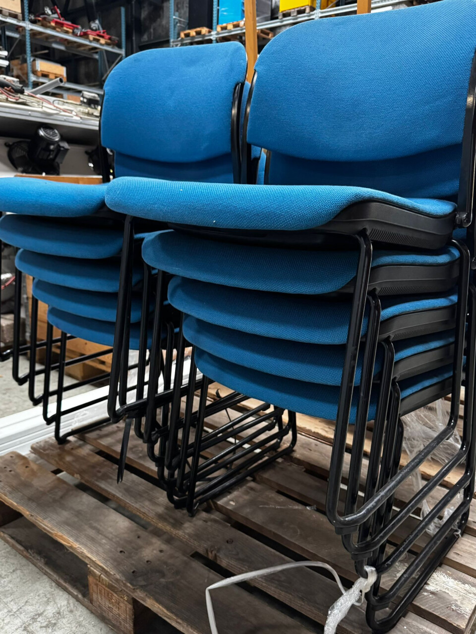 Vergaderstoelen / kantinestoelen – blauw gestoffeerd - Foto 2