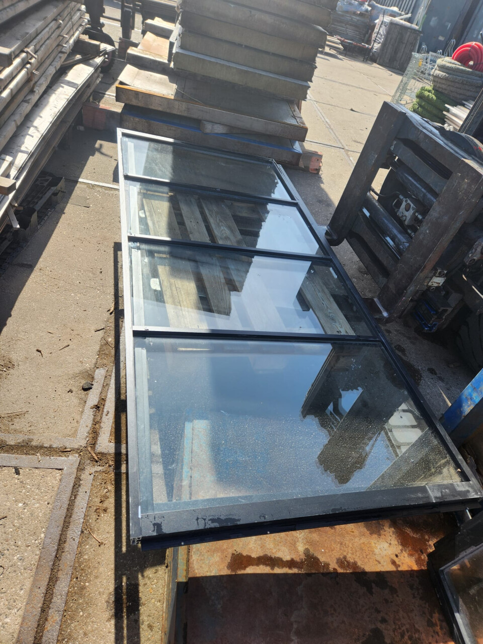 Aluminium binnenwand met 4 vaks glas